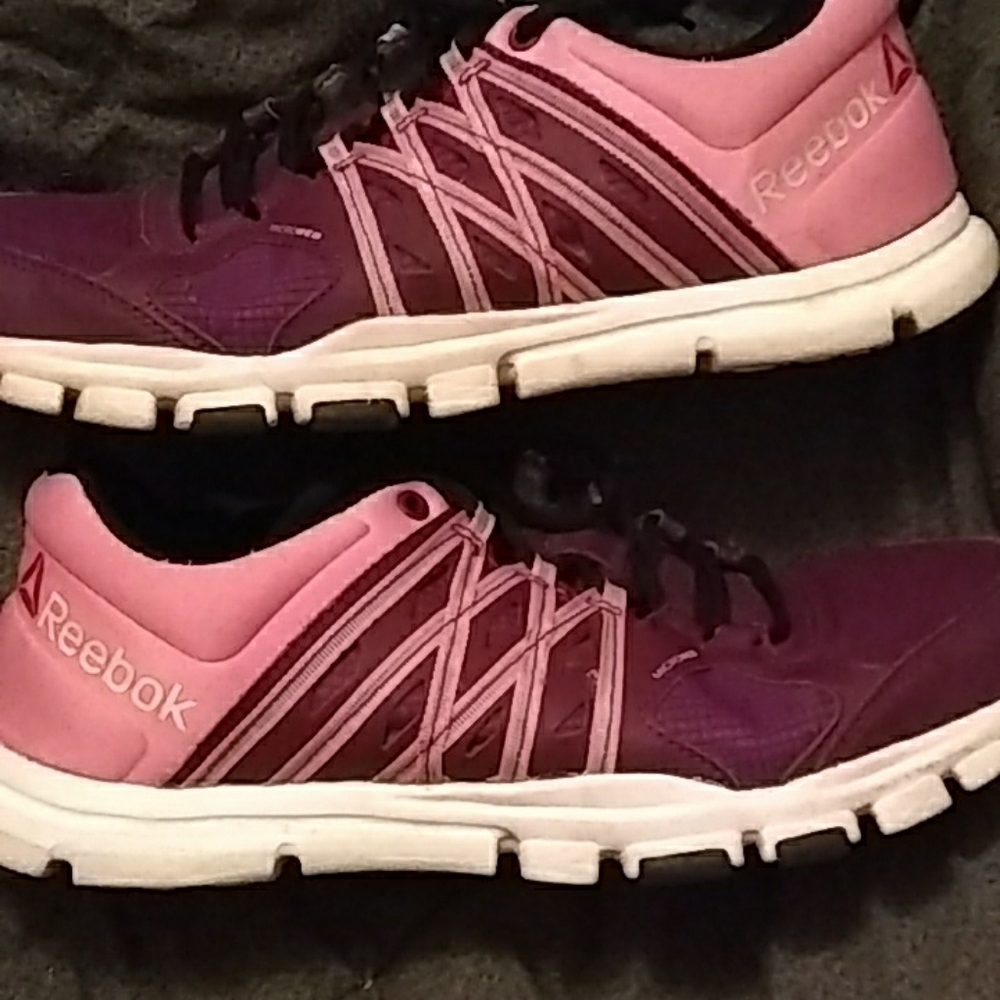 A pair of Nike shoes I'm selling